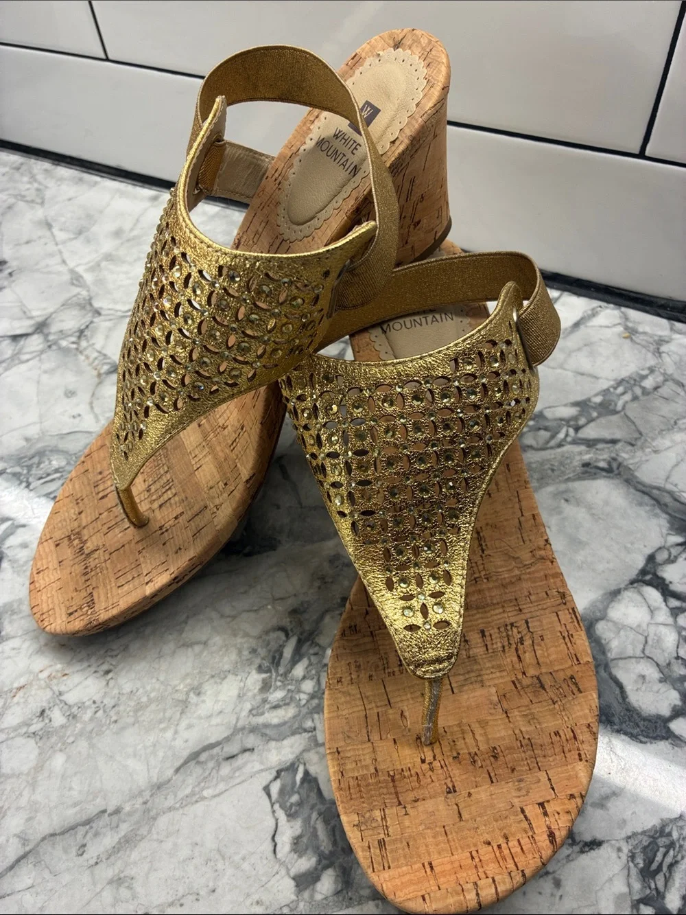 White Mountain Metallic Gold Cork Wedge Thong Sandals  10 low heel wedge
